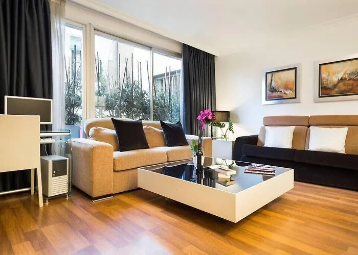 The Collection Barcelona - Central And Elegant 4 Bedroom By Placa Catalunya